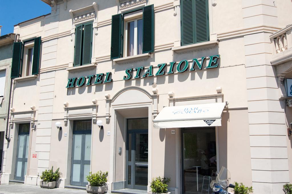 Hotel Stazione ลีวอร์โน ภายนอก รูปภาพ
